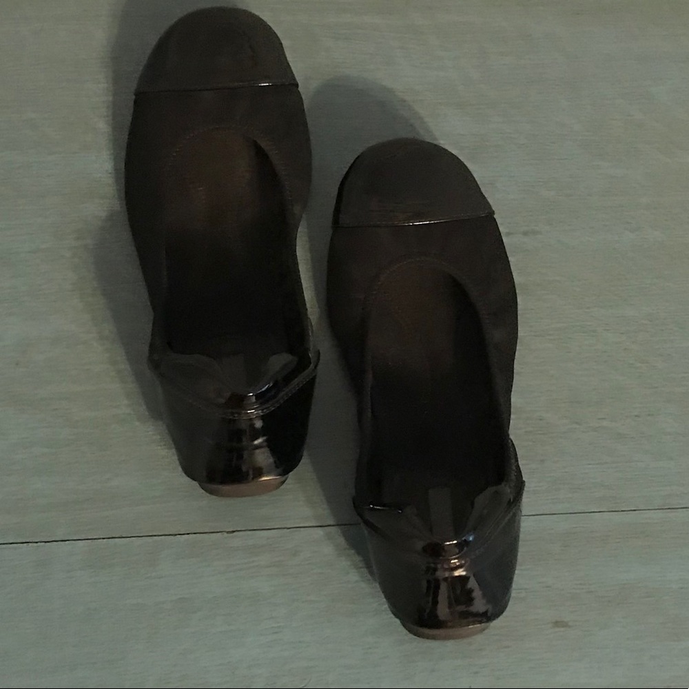 Nine West black flats
